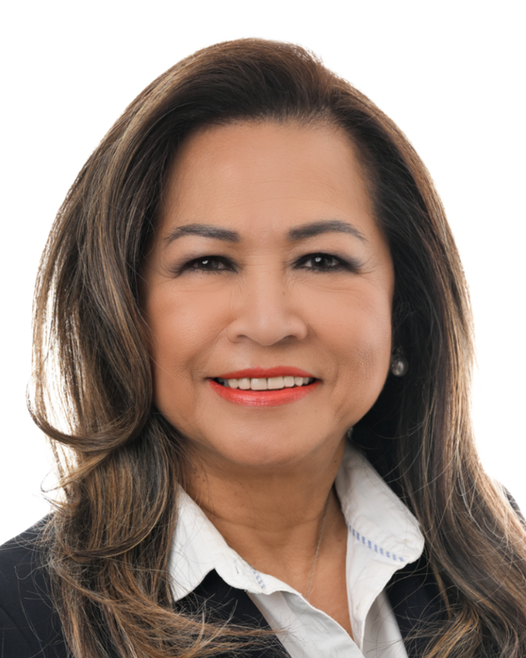 Lizabeth Flores